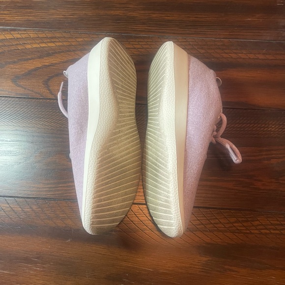 Like-new Allbirds Wool Runner Sneakers - 7 - Picture 4 of 7